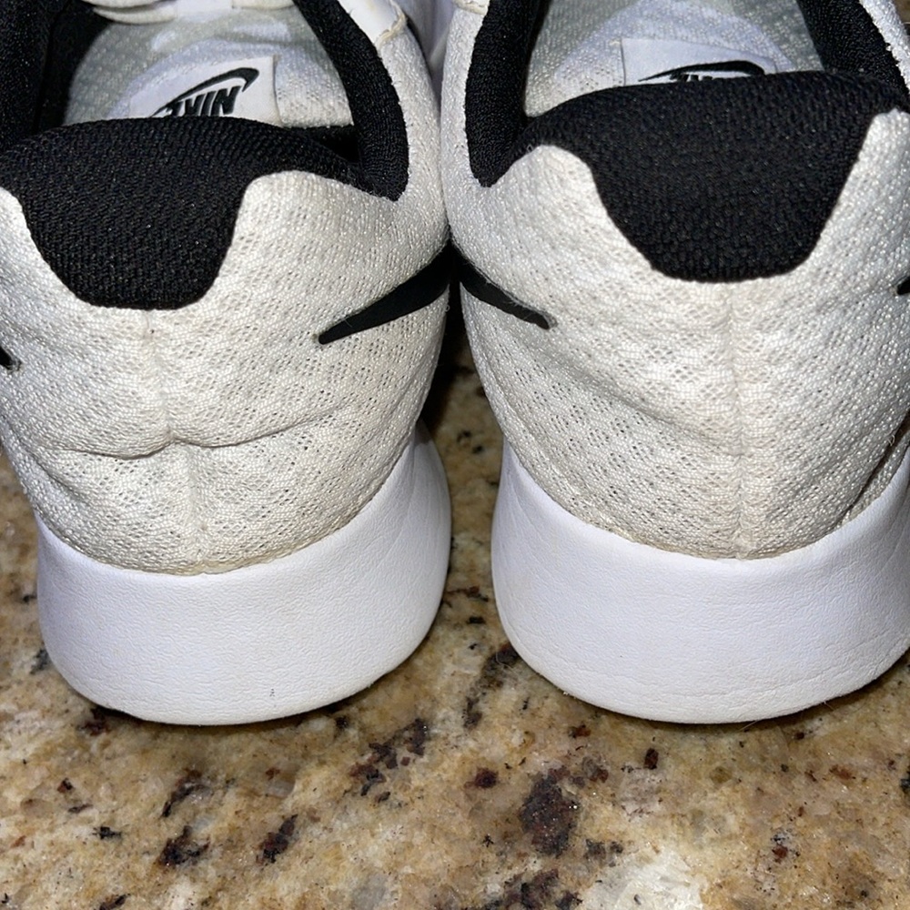 Nike Tanjun - Picture 7 of 10